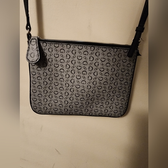 Small guess side bag - Picture 4 of 5